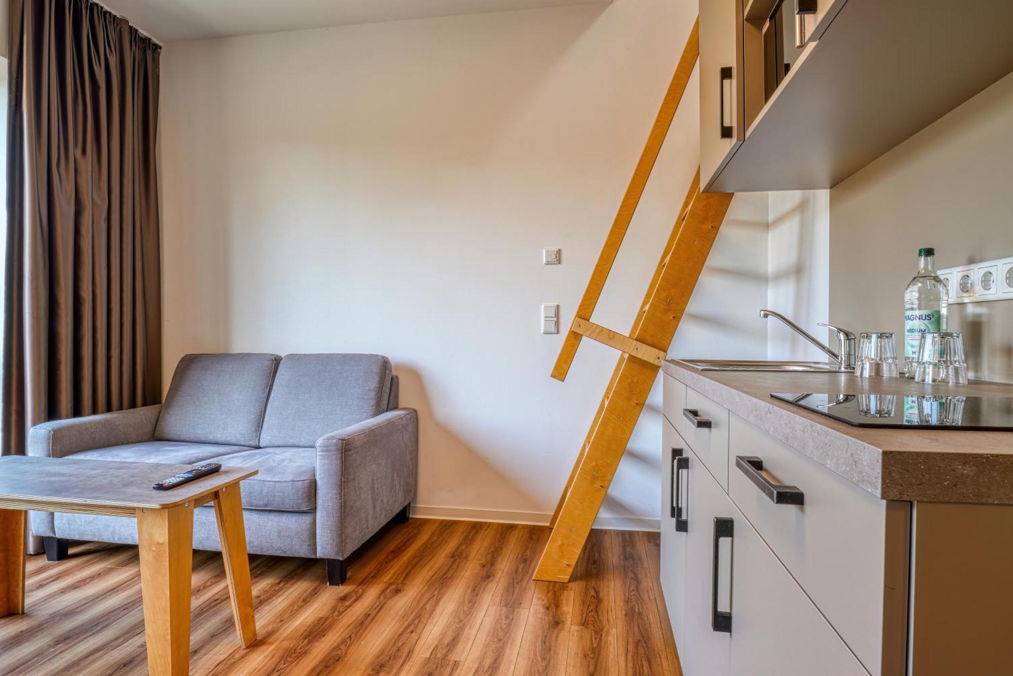 Apartment mit Balkon